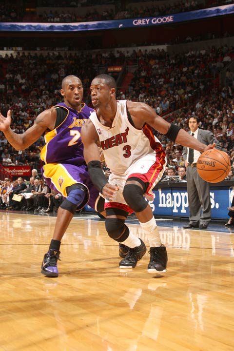 经人潮涌动 经人潮涌动